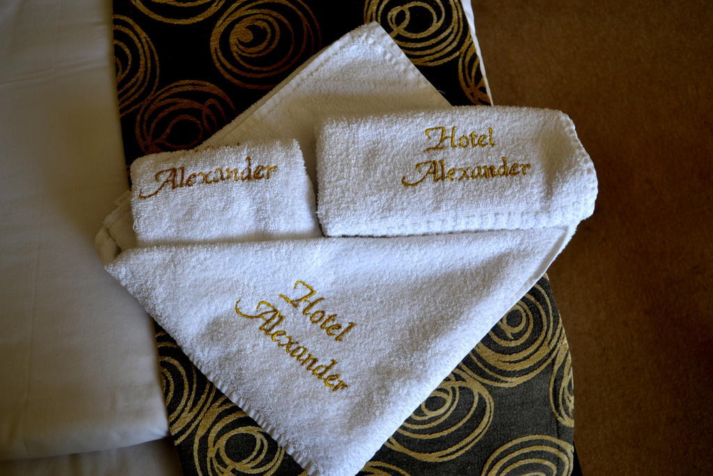 אסנובגראד Alexander Hotel חדר תמונה